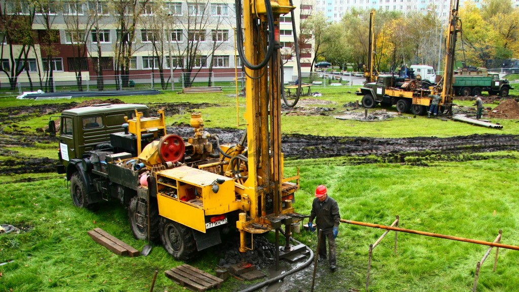 строительство геотермальных скважин