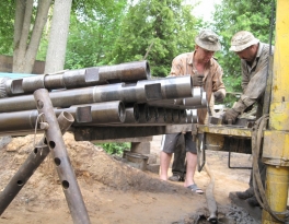 Бурение скважин обсадкой