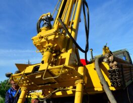 Бурение скважин переносными буровыми установками по доступной цене